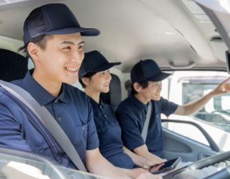 様々な業種に強いスタッフが対応